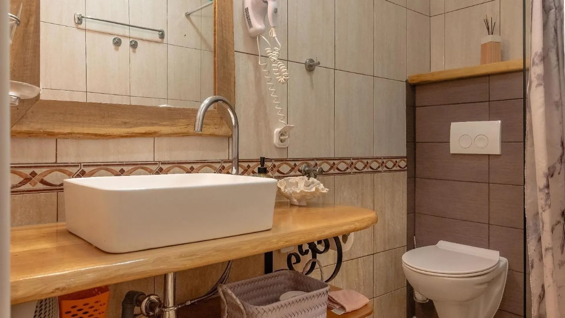 Ferienwohnung In Rovinj Mit Garten Und Terrasse Und Meerblick Apartment