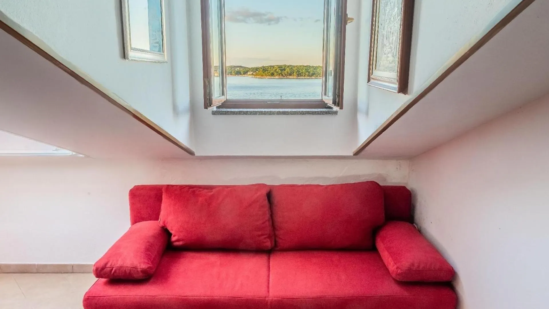 Ferienwohnung In Rovinj Mit Garten Und Terrasse Und Meerblick Croatia
